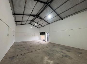 Bodega-Galpón , Cinco Saltos · Alquilo Hectarea + Galpón de 70 m²