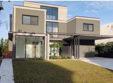 Casa · 328m² · 7 Ambientes · 2 Cocheras · Casa Venta a Estrenar Virazón Nordelta Al Agua 4 Dorm. en Suite Play Galeria Pileta Riego