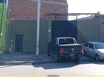 Bodega-Galpón de 2 ambientes, Ituzaingó · Galpon Comercial 200 m² Ituzaingo