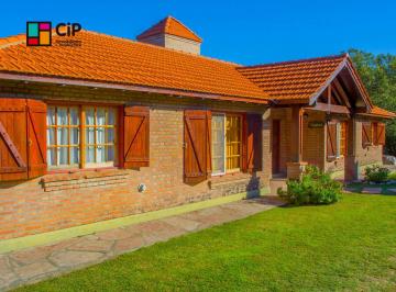 Casa de 30 ambientes, Villa Merlo · Complejo de Cabañas a La Venta en La Villa de Merlo, San Luis