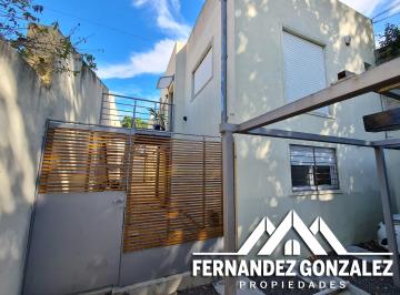 PH de 2 ambientes, Lomas de Zamora · Hermoso Departamento de 2 Amb. con Balcón Tipo PH en Banfield