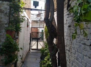 Terreno · 239m² · Lote en Venta con Tres PH a Reciclar, Villa Lynch