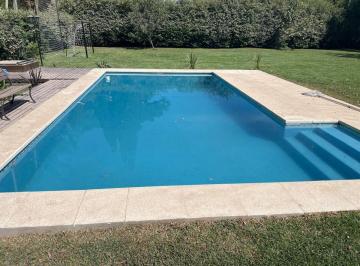Quinta vacacional · 115m² · 2 Dormitorios · 4 Cocheras · Venta Quinta Amoblada La Lonja Pilar