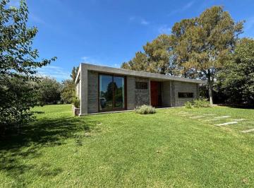 Casa · 125m² · 3 Ambientes · 1 Cochera · Venta Casa 3 Ambientes - Chacras del Molino