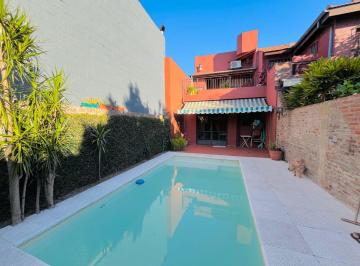 PH · 150m² · 4 Ambientes · 1 Cochera · PH con Jardin, Pileta y Cochera Cubierta