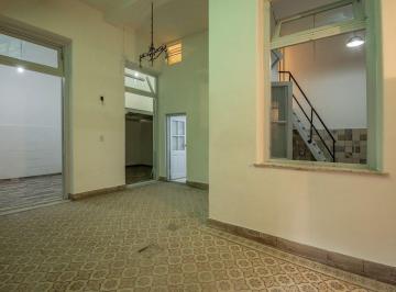PH · 60m² · 4 Ambientes · Venta PH 3 Ambientes Reciclado Almagro–s/ Expensas