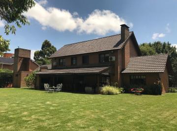 Casa · 260m² · 6 Ambientes · 1 Cochera · Venta - Alquiler Country Cardales