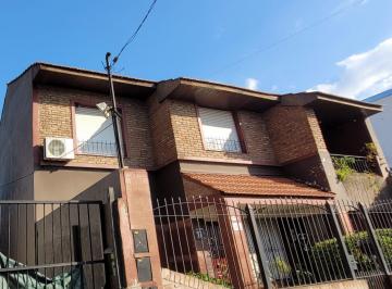 Casa · 220m² · 8 Ambientes · 2 Cocheras · Santilli - Oliden 669 Lomas de Zamora