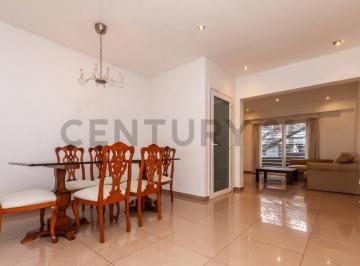 PH · 132m² · 3 Ambientes · 1 Cochera · Venta PH 3 Ambientes con Patio y Cochera/local en Zona Residencial de Lomas de Zamora.
