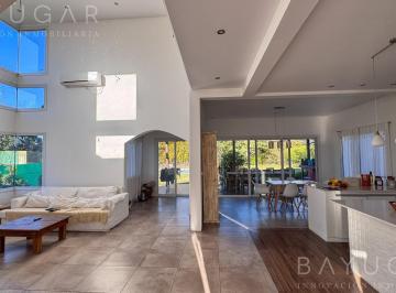 Casa · 150m² · 4 Ambientes · 4 Cocheras · Casa en Venta en Club de Campo San Francisco - Pilar Apto Crédito