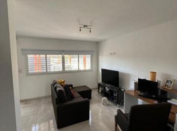 Departamento · 78m² · 2 Ambientes · 1 Cochera · Departamento 2 Ambientes. | 140