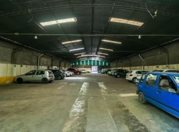 Bodega-Galpón · 900m² · 100 Cocheras · Galpón. | 25 Al 600
