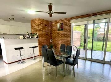 Casa · 156m² · 3 Ambientes · 2 Cocheras · Colón 2000 - Santo Tome