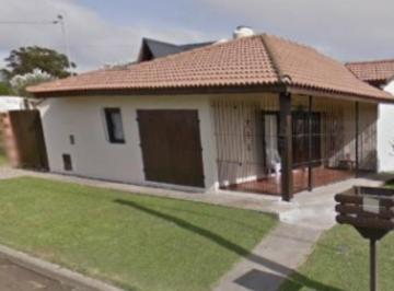 Casa · 60m² · 1 Dormitorio · 2 Cocheras · Chalet 2 Amb. y Depto. 2 Amb. en Punta Mogotes - de La Masa 3609