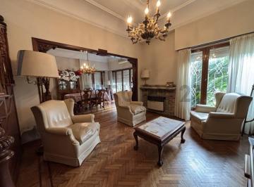 PH · 193m² · 6 Ambientes · 2 Cocheras · Venta PH 6 Ambientes con Cochera en Haedo