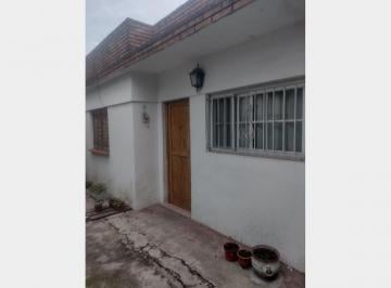 Casa · 70m² · 3 Ambientes · Casa en Venta en Moron