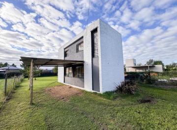 Casa · 120m² · 5 Ambientes · Rio Cuarto 2700 - Casa de Tres Dorm. en Venta en Roldan - Las Tardes
