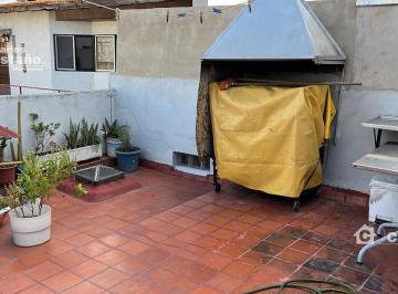 PH · 100m² · 4 Ambientes · 1 Cochera · PH Al Frente (Sin Expensas), 4 Amb. con Garaje, Patio y Terraza