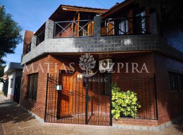 Casa · 180m² · 5 Ambientes · 2 Cocheras · Casa 5 Ambientes. | Gral. Estanislao Lopez 1502