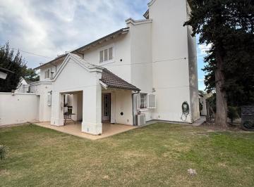 Casa de 8 ambientes, Córdoba · Vendo Casa de 3 Dorm. en Barrio Arguello a 2 Cuadras de Recta Martinoli
