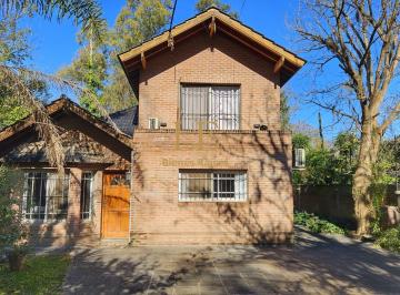 Casa · 180m² · 4 Ambientes · 4 Cocheras · Casa en Venta - Ingeniero Maschwitz