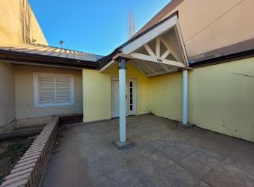 Casa · 168m² · 6 Ambientes · 1 Cochera · Venta Casa + Duplex en Plottier