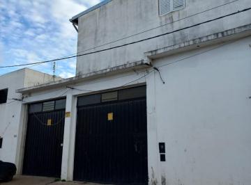 Bodega-Galpón · 440m² · 5 Ambientes · Galpón en Alquiler