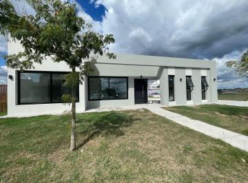 Casa de 4 ambientes, Escobar · Venta Casa de 4 Ambientes en San Sebastian