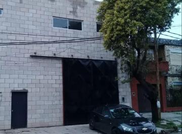 Bodega-Galpón , Morón · Galpón 250 m² S/lote 10x30 Cerca Acc. Oeste