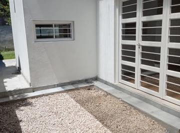 Casa de 2 ambientes, La Plata · 9 E/ 606 y 607