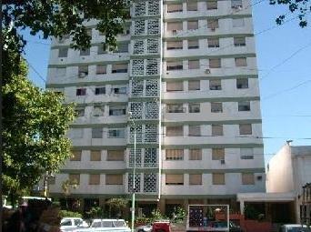 Departamento de 3 ambientes, Lomas de Zamora · Excelente Oportunidad Dto. 3 Amb Frente a La Estación de Temperley