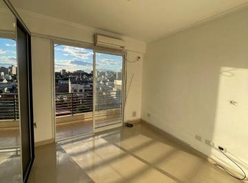 Departamento de 2 ambientes, Villa del Parque · 2 Ambientes C/ Balcon y Edificio Moderno en Excelente Zona!