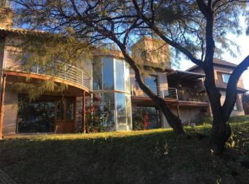 Casa de 10 ambientes, Córdoba · Casa en Venta en Country Las Delicias