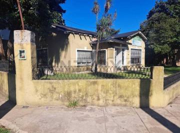 Casa · 160m² · 6 Ambientes · Venta Casa en San Martin - Jose Leon Suarez - a Reciclar