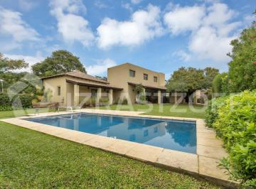 Casa · 270m² · 7 Ambientes · Casa en Las Liebres 7 Ambientes