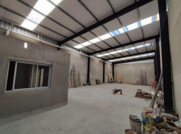 WER-WER-1685_2 · Galpon en Venta de 200 m²