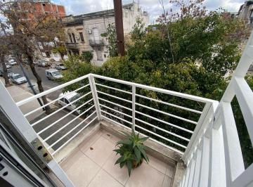 ARI-ARI-2683_2 · Monoambiente Primer Piso con Balcon