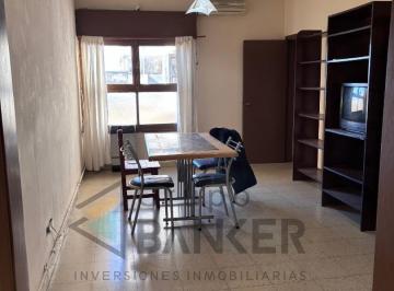 Departamento · 75m² · 3 Ambientes · Departamento en Venta 2 Dorm. Barrio Centro