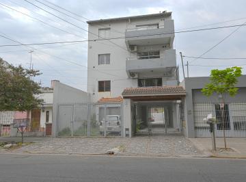 Departamento de 2 ambientes, Tres de Febrero · Venta Departamento 2 Ambientes con Cochera en Caseros!