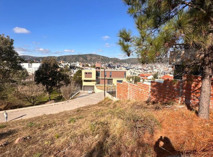 Terreno · 450m²