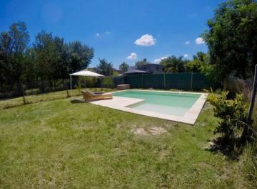 Casa · 75m² · 2 Dormitorios · Casa en Roldán