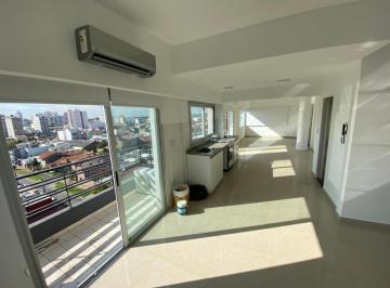 Departamento · 80m² · 2 Ambientes · Amplio Departamento Dos Ambientes en Alquiler en Wilde