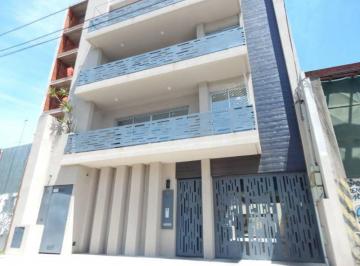 Departamento · 54m² · 2 Ambientes · 1 Cochera · Departamento en Venta en Quilmes Oeste Centro