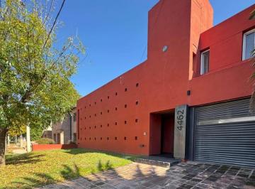 Casa de 8 ambientes, Córdoba · Venta. Tejas del Sur. Casa Moderna, Minimalista.