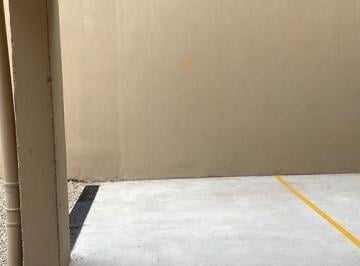 Garage · 12m² · Cochera Semicubierta en Excelente Ubicación! - Parque Cha