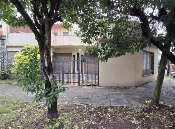 Casa · 100m² · 3 Ambientes · 1 Cochera · Alquiler Casa Dos Habitaciones Patio Cochera Ituzaingo Norte