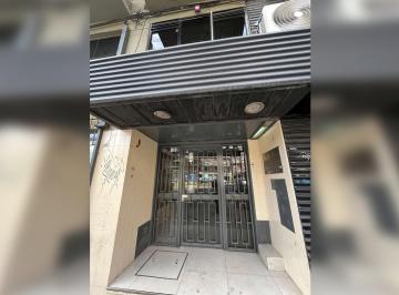 Imagen 1 - Dpto monoambiente con balcón a la calle.Zona facultades Medicina, Odontología y Bioquímica.  - · Dpto Monoambiente con Balcón a La Calle. Zona Facultades Medicina, Odontología y Bioquímica.