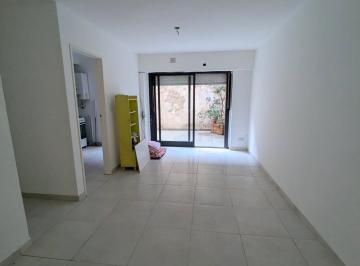 Imagen 1 - Departamento interno de 1 dormitorio con amplio patio en planta baja, cerca del microcentro. - · Departamento Interno de 1 Dormitorio con Amplio Patio en Planta Baja, Cerca del Microcentro.