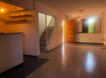 PH · 87m² · 4 Ambientes · 1 Cochera · Se Vende Dúplex Dos Dorm. en Poeta Lugones