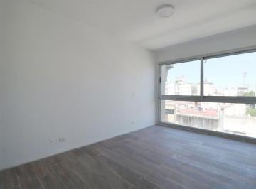 Departamento · 154m² · 5 Ambientes · 1 Cochera · Alquiler4 Amb con Dep a Estr Flores Cochera Baul